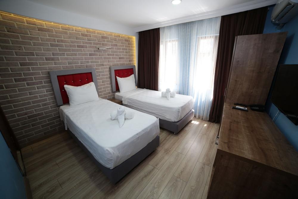 Taksim Park Suites - Room