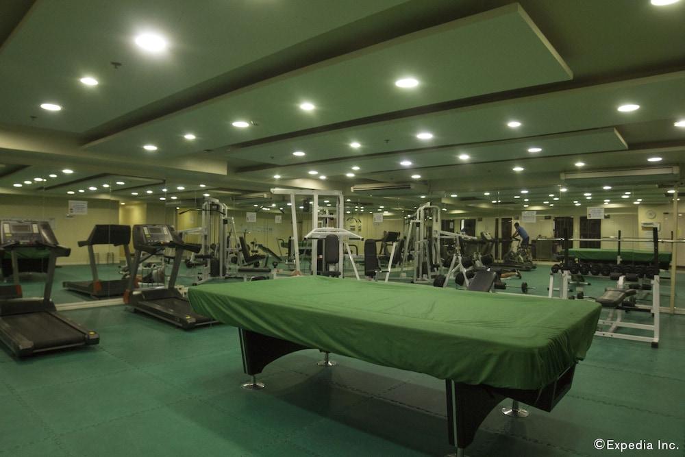 Regency Grand Suites - Fitness Facility
