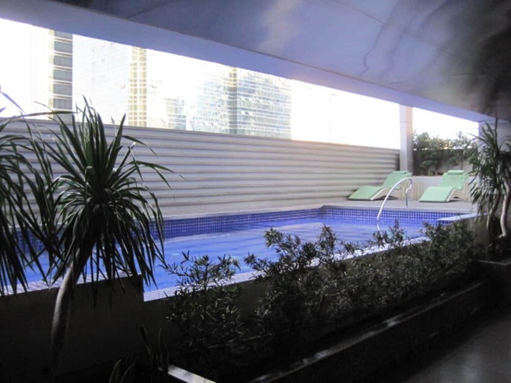 Premium Residence The Currency Ortigas - Outdoor Pool