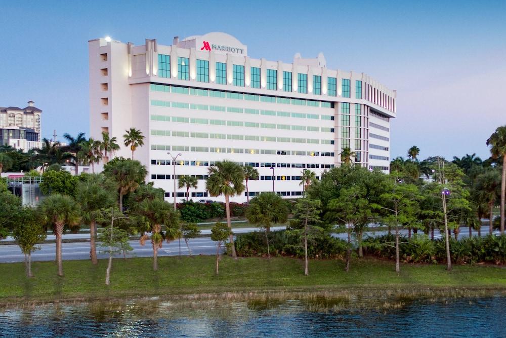 West Palm Beach Marriott - Featured Image