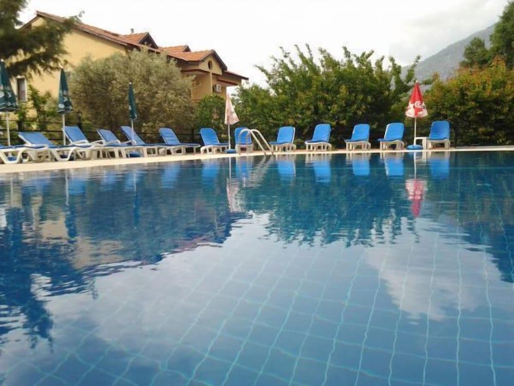 Eftelya Apart Otel - Outdoor Pool