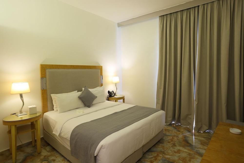 Riviera Hotel Beirut - Room