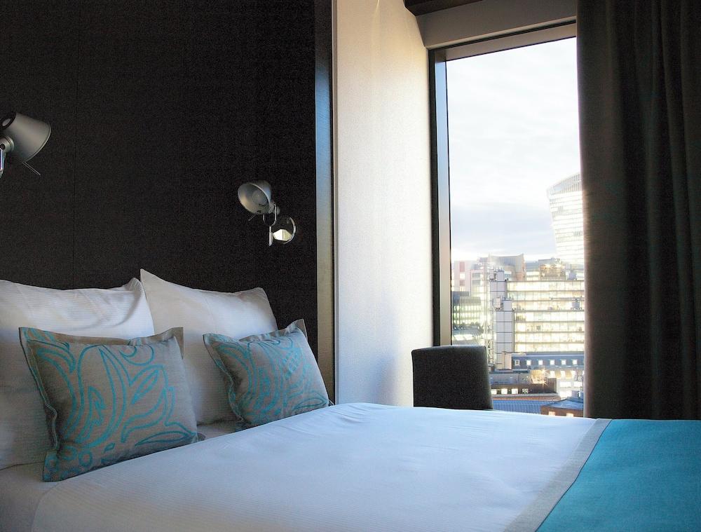 Motel One London - Tower Hill - Room