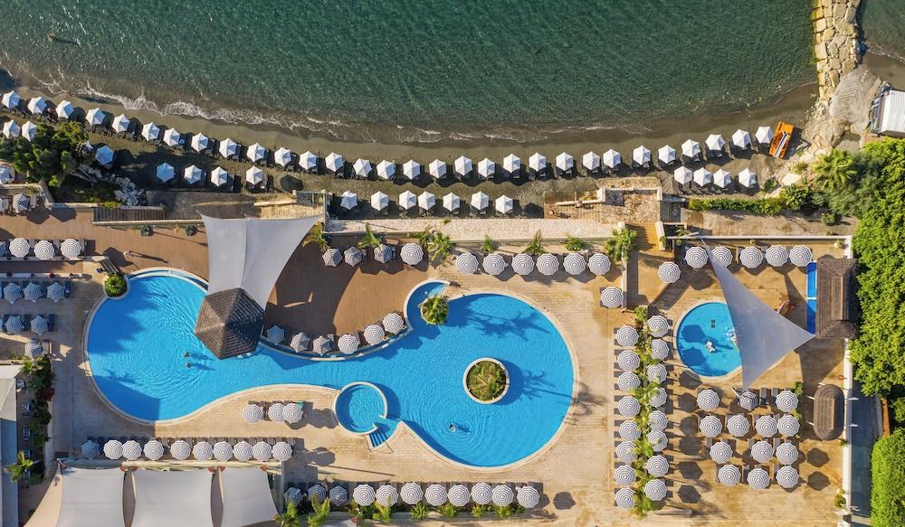 Royal Apollonia by Louis Hotels - Featured Image