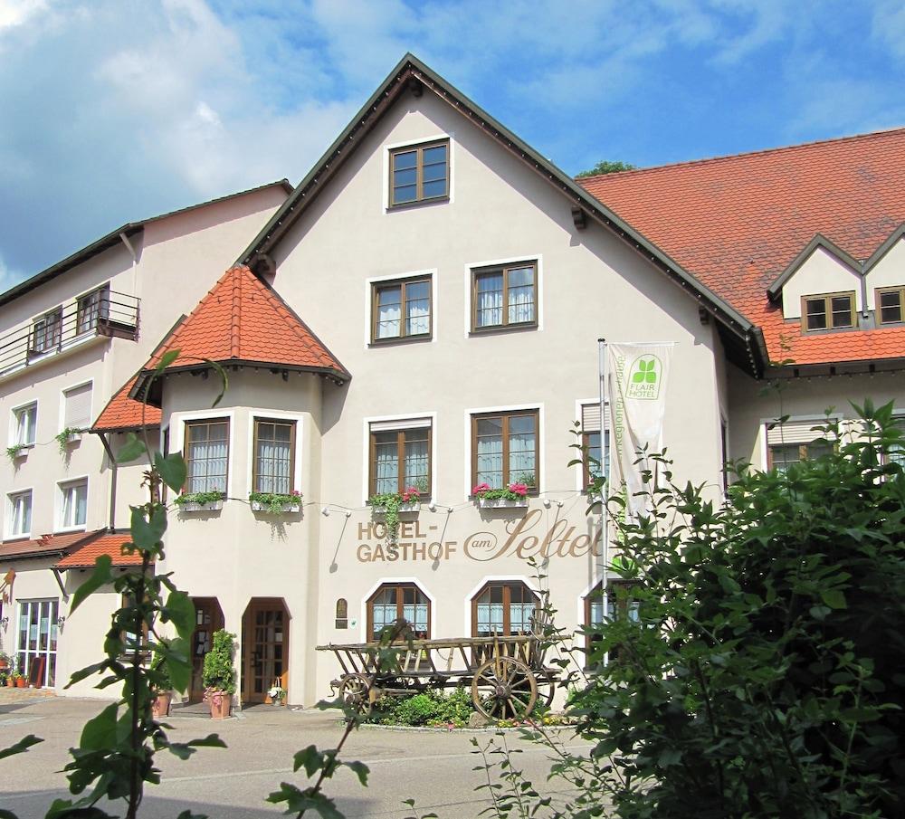 Hotel-Gasthof am Selteltor - Featured Image
