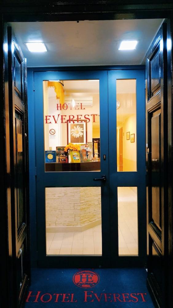 Hotel Everest - Reception