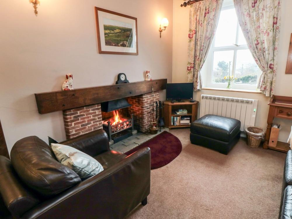 Ghyll Cottage - Interior