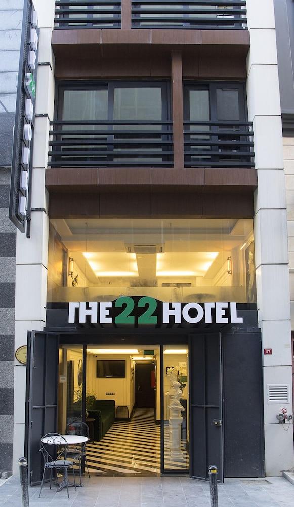 The 22 Hotel - Featured Image