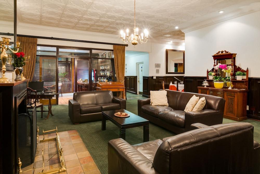 Protea Hotel by Marriott Dorpshuis & Spa Stellenbosch - Lobby Lounge