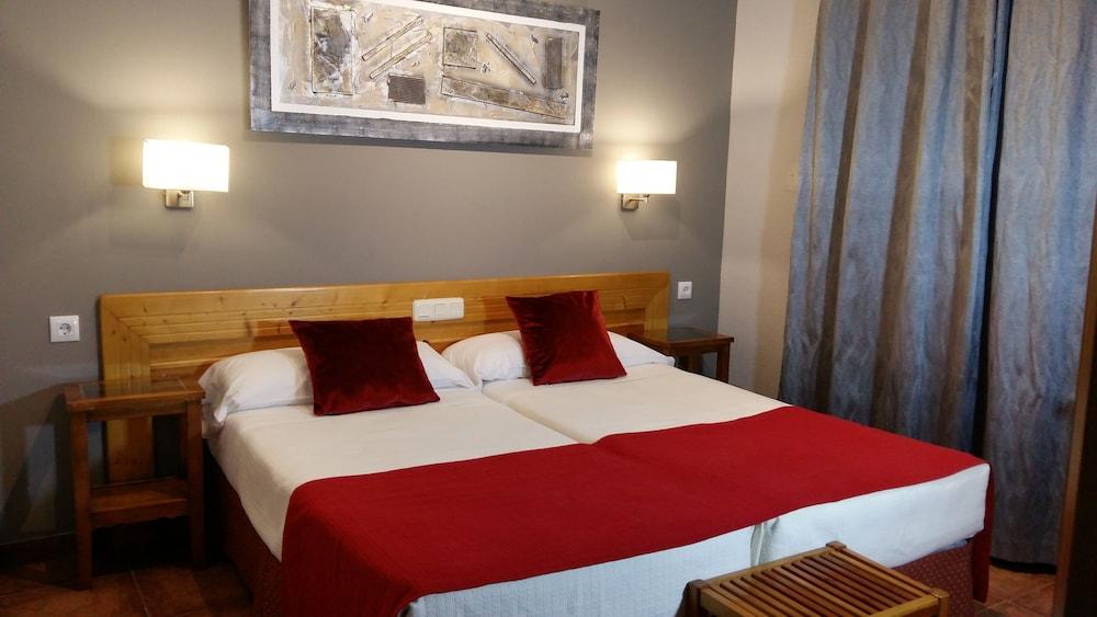 Hotel Real de Toledo - Room