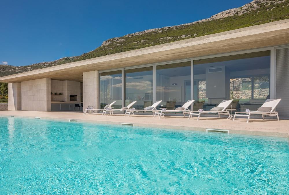Villa Radun Home with Grand Heated Pool - Featured Image