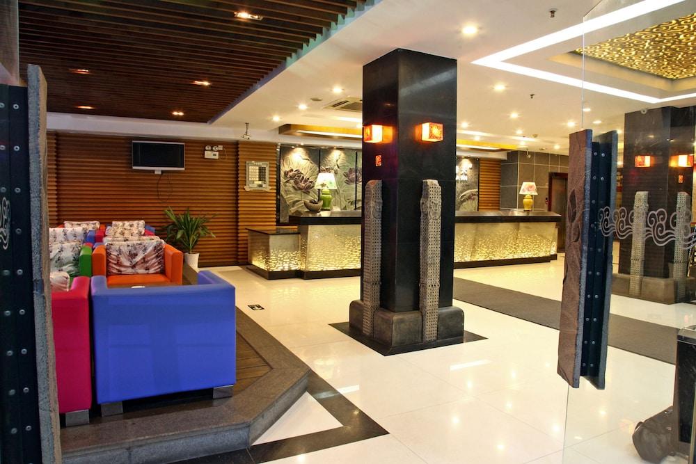 GuiLin Eva Inn Hotel - Lobby Sitting Area