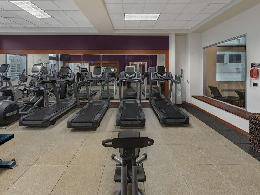 Hilton Harrisburg - Fitness Facility