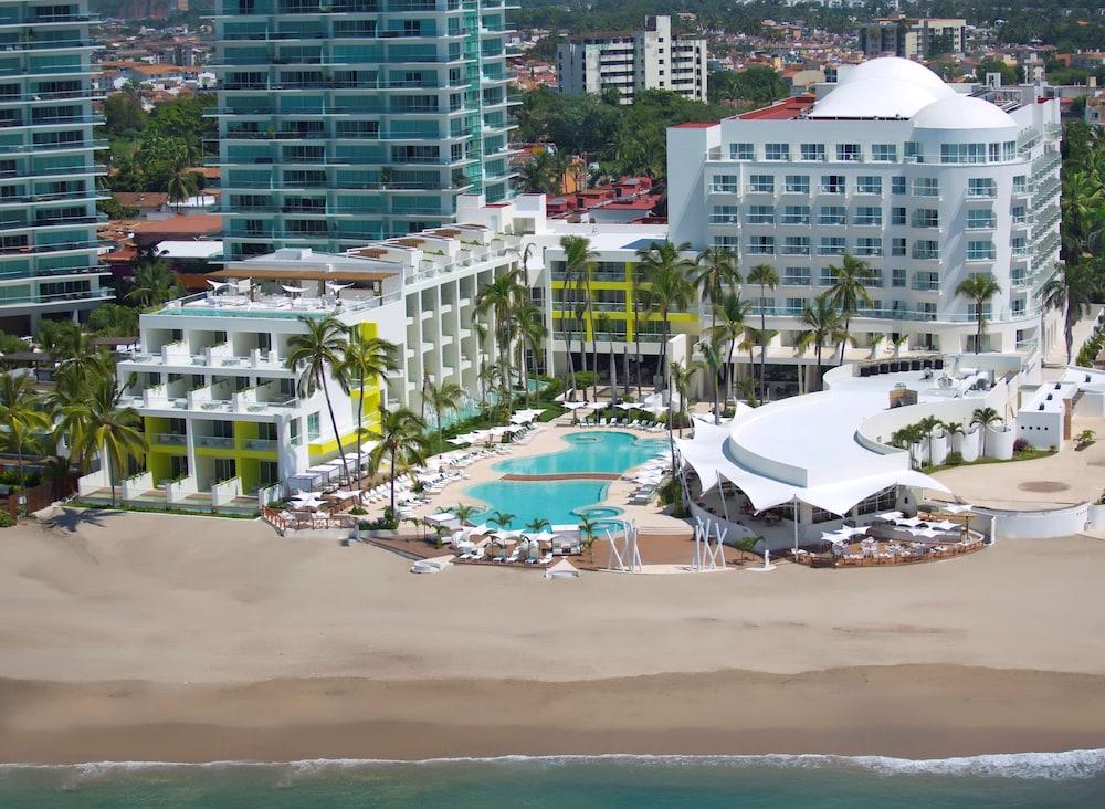 Hilton Puerto Vallarta Resort - All inclusive - Featured Image
