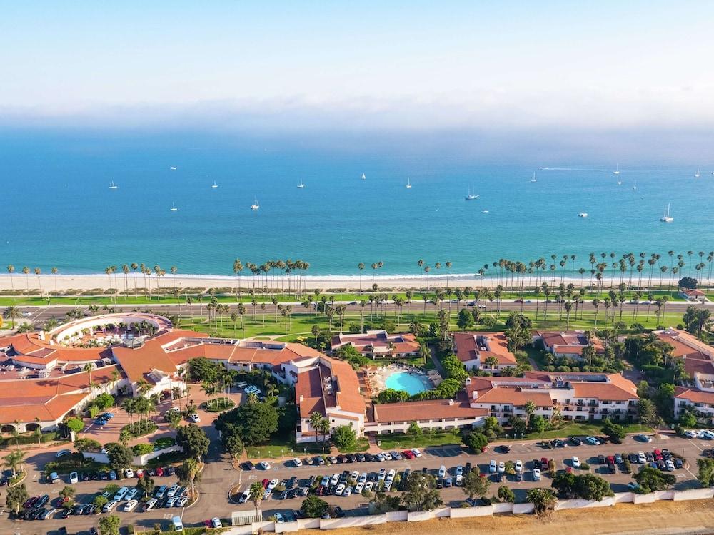 Hilton Santa Barbara Beachfront Resort - Exterior