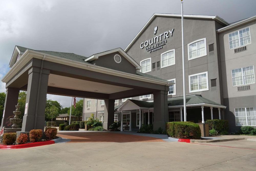 Country Inn & Suites by Radisson, Round Rock, TX - Featured Image