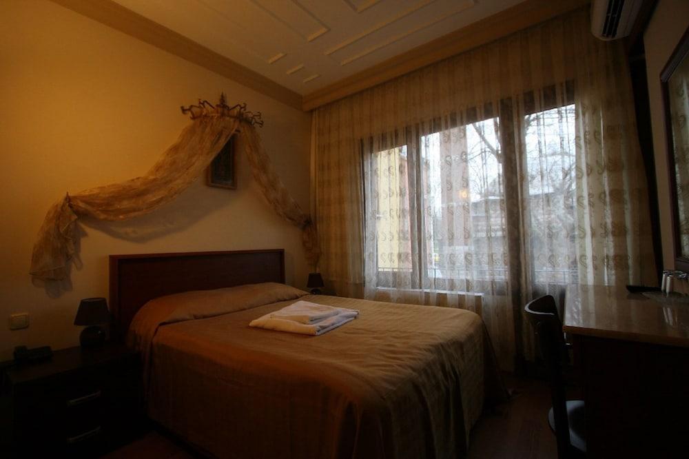 Hotel Peninsula - Room