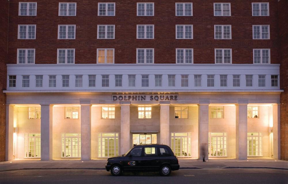 Dolphin House Serviced Apartments - null