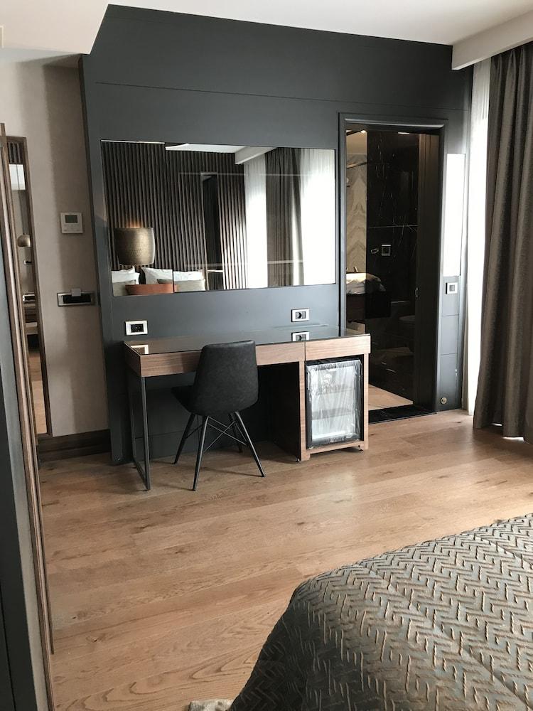 Levni Plus Hotel - Room