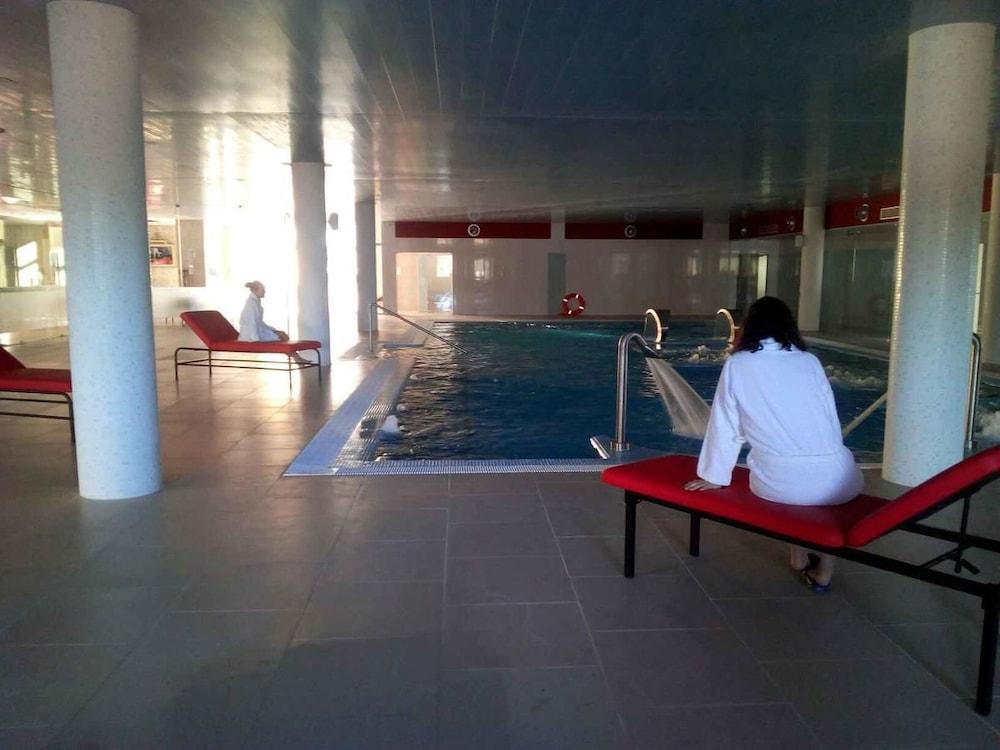 بالاس هوتل أستورياس آند سبا - Indoor Pool