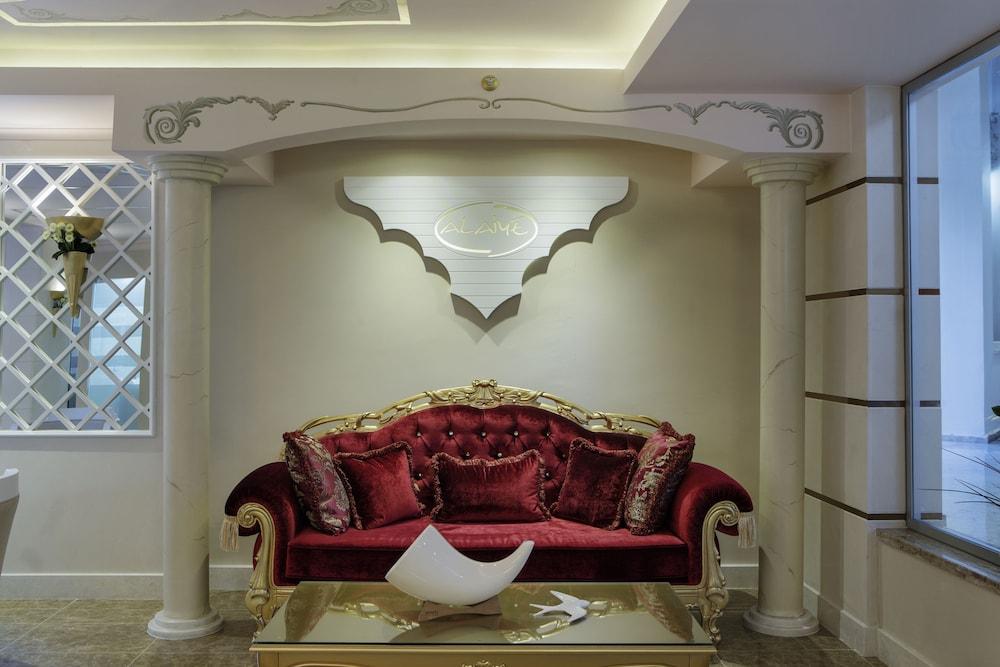 Alaiye Kleopatra Hotel - Interior Detail