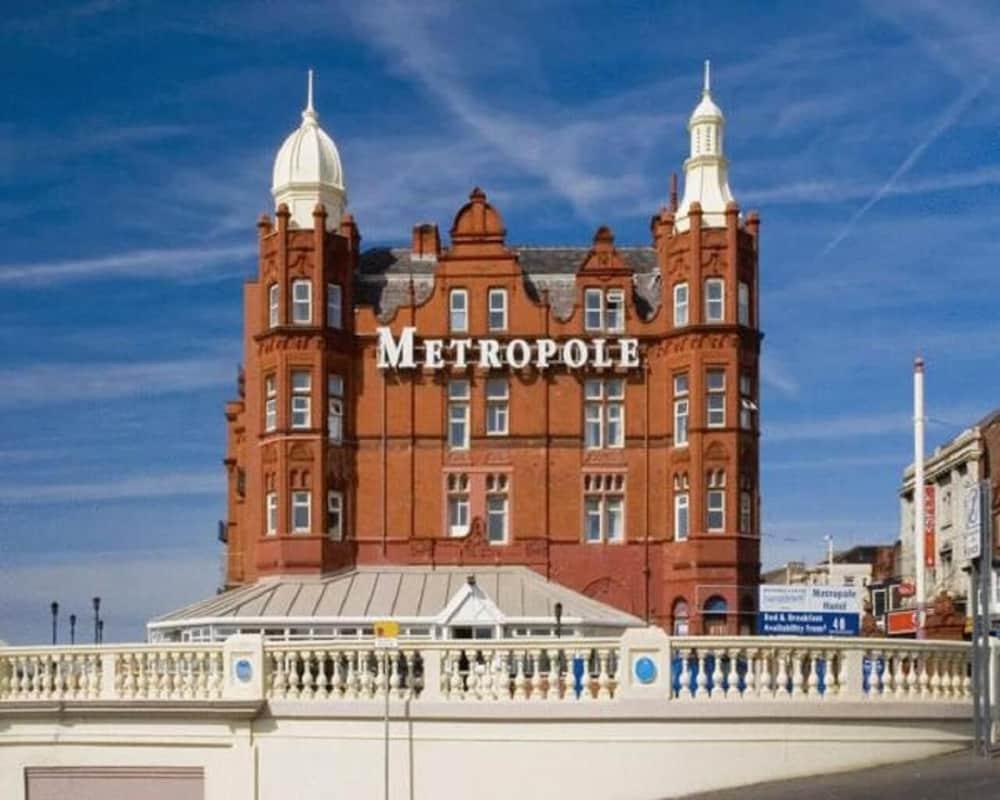 The Metropole Hotel - Exterior