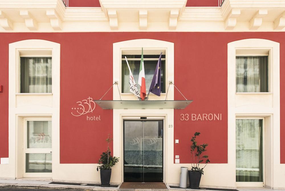 Hotel 33 Baroni - Featured Image