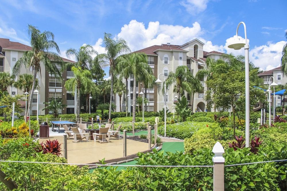 Hilton Vacation Club Grande Villas Orlando - Exterior