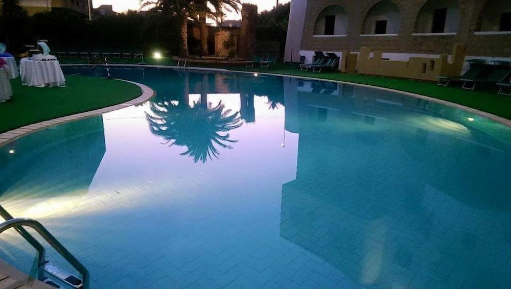 Hotel Akrabello - Outdoor Pool