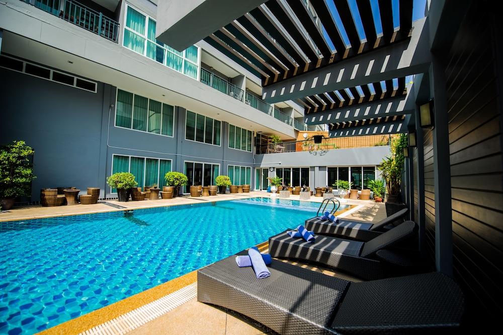 Hotel Selection Pattaya - Outdoor Pool