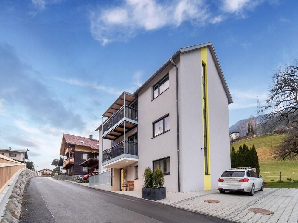 Modern Apartment in St. Georgen Near Salzburg - Exterior