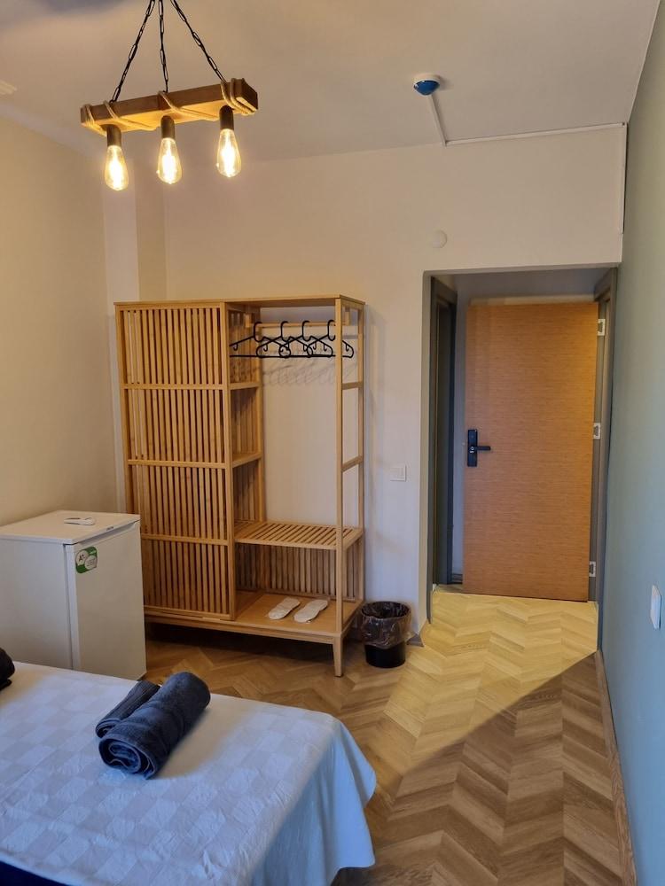 El Mundo Suites - Room