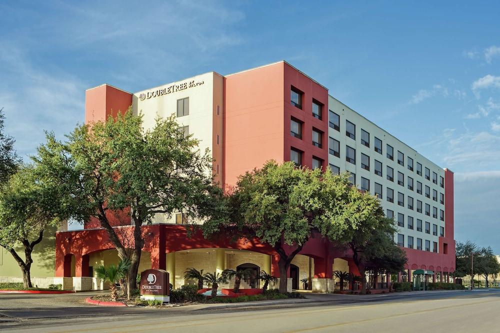 DoubleTree by Hilton San Antonio Downtown - Exterior