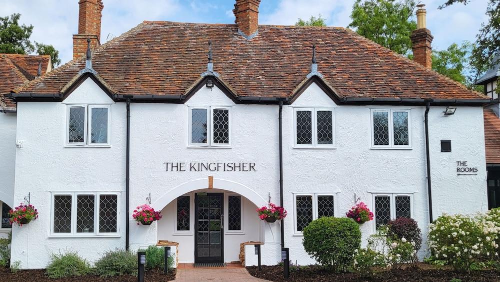 The Kingfisher Pub and Hotel - Exterior