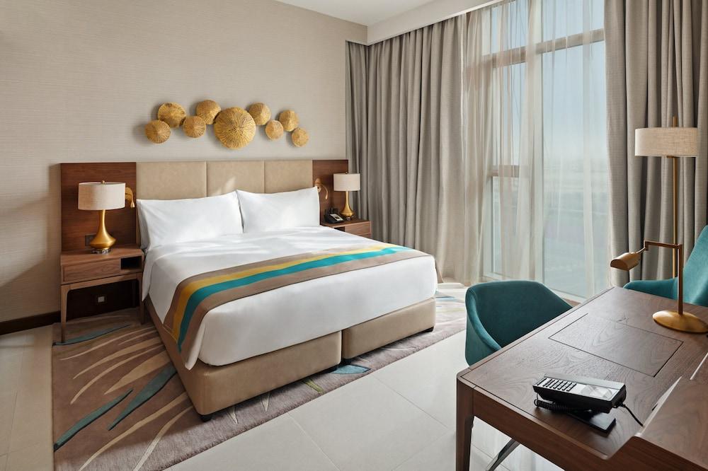 Holiday Inn Dubai Al-Maktoum Airport, an IHG Hotel - Room