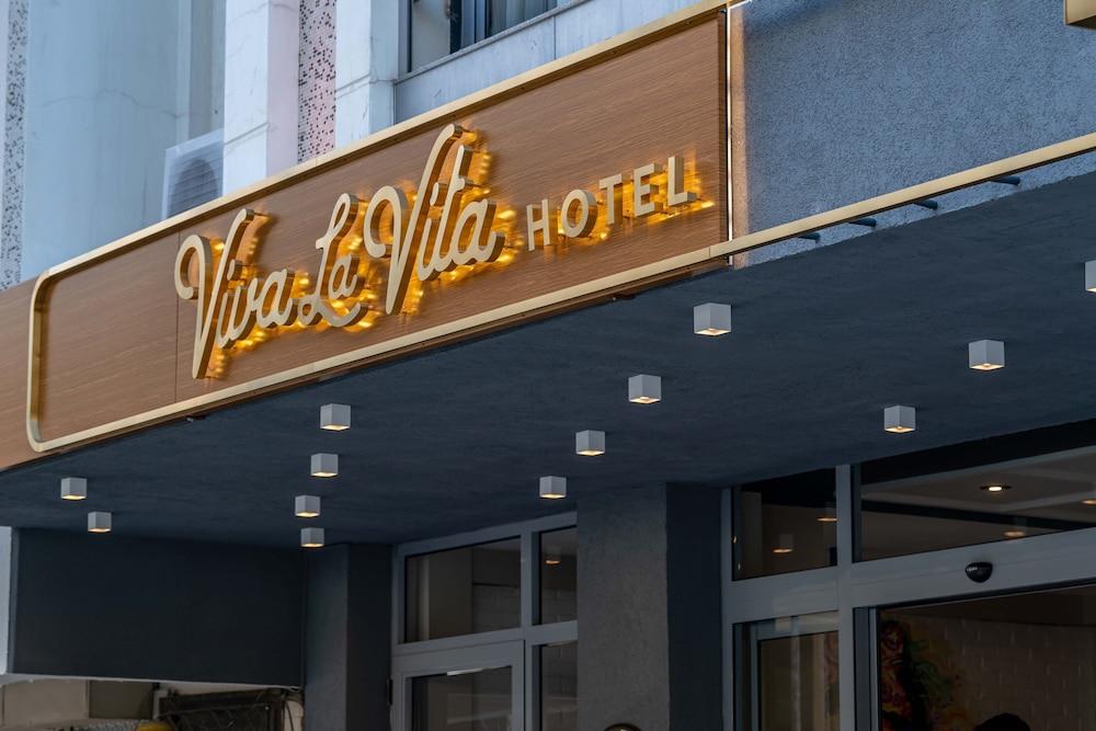 Viva La Vita Hotel Bornova - Featured Image