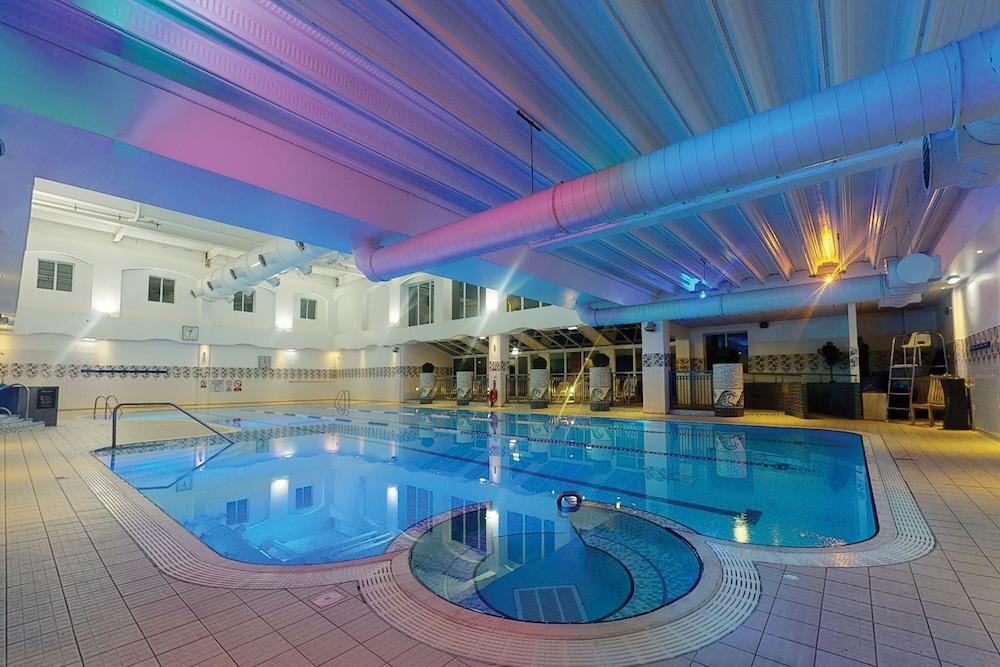 فيليدج هوتل بيرمينجام والسال - Indoor Pool