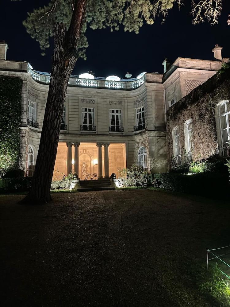 Le Château du Prieuré d'Evecquemont - Boucles de Seine - Exterior