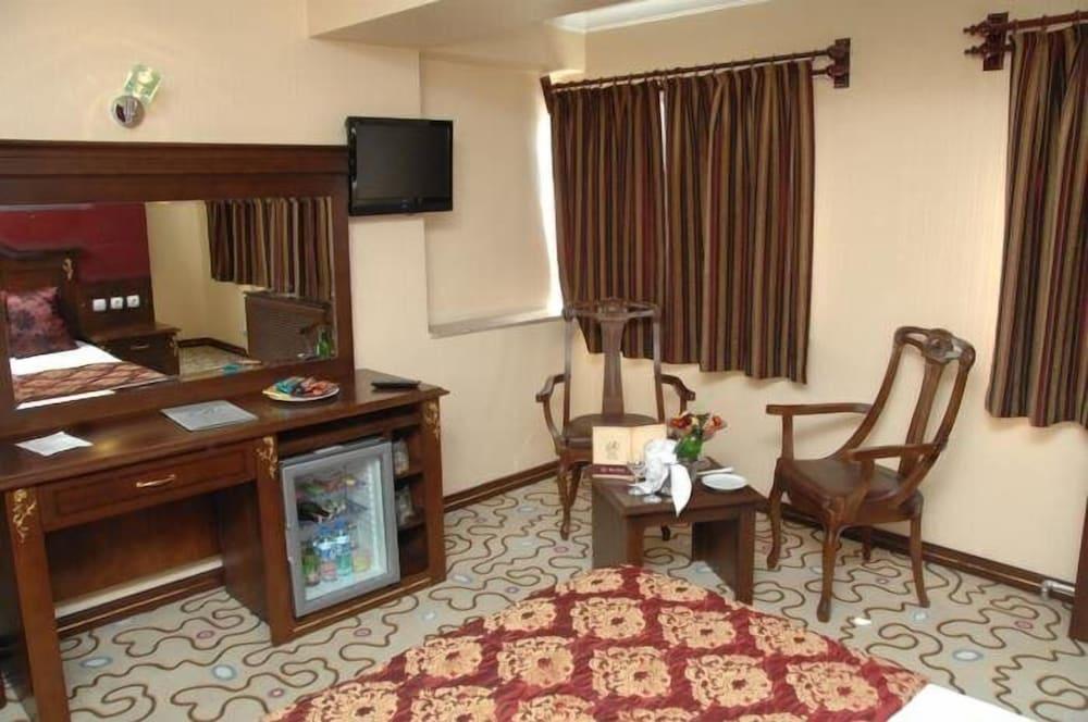 Angora Hotel - Room