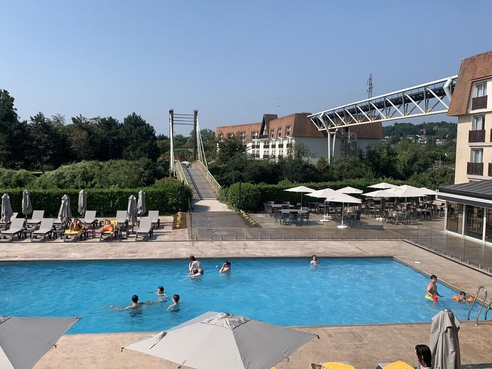 Amirauté Hôtel Deauville - Outdoor Pool