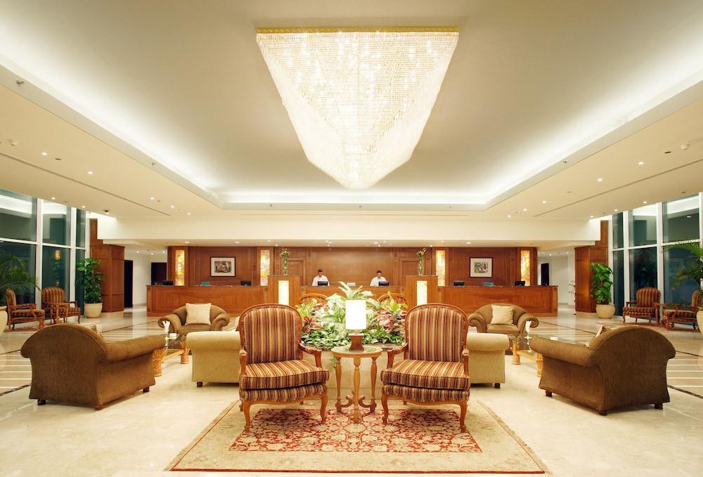 Jolie Ville Royal Peninsula Hotel & Resort Sharm El Sheikh - Lobby Sitting Area