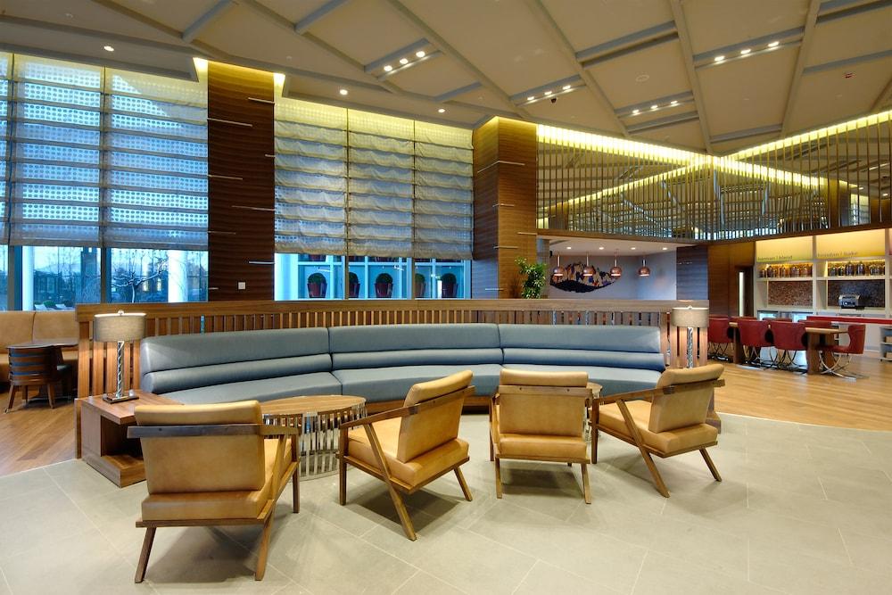 Hampton by Hilton Bursa - Lobby