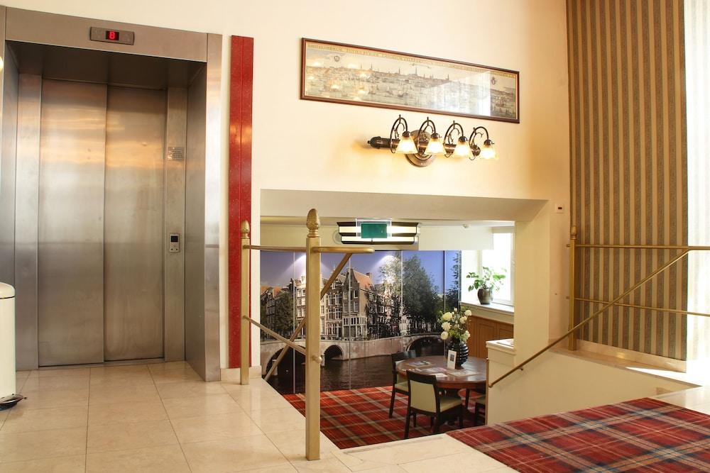 Hotel Avenue - Reception Hall