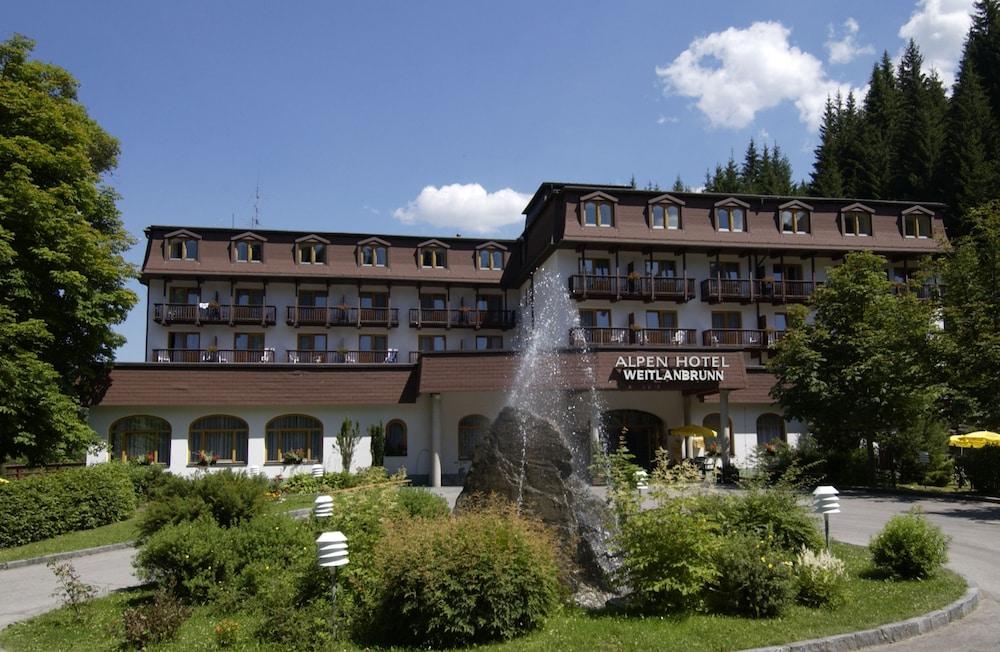 Alpenhotel Weitlanbrunn - Featured Image