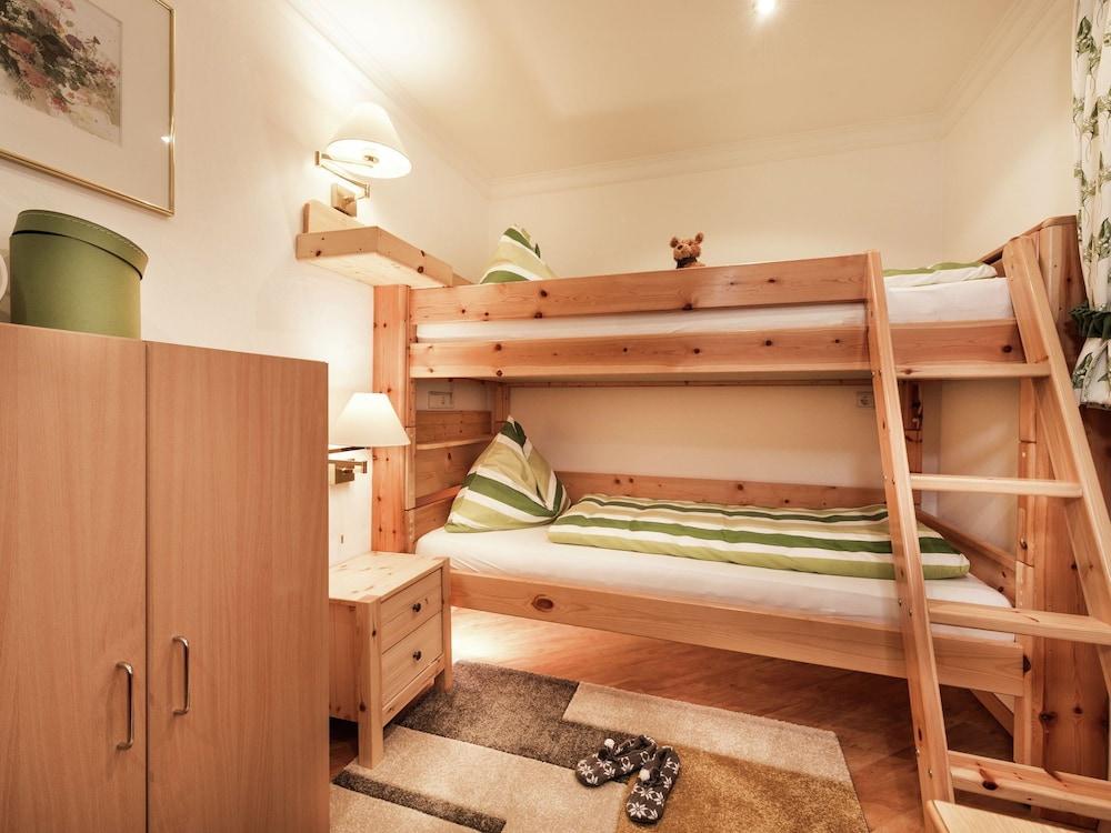 Apartment in Bad Hofgastein With Sauna - Room