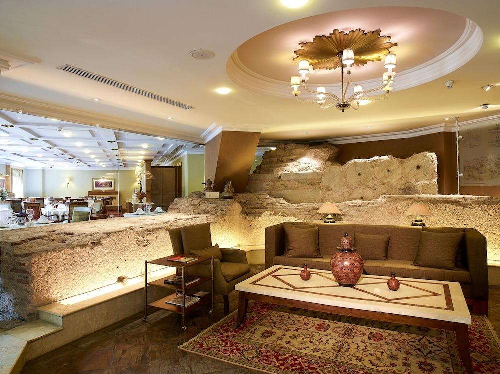 Eresin Hotels Sultanahmet - Boutique Class - Lobby Sitting Area