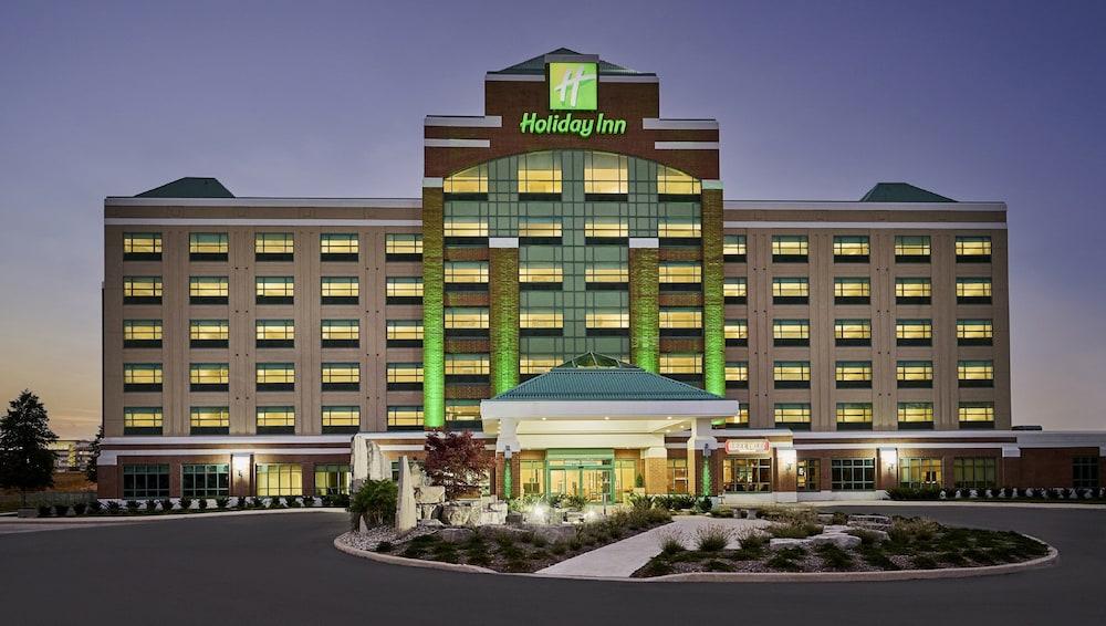 Holiday Inn Hotel & Suites Oakville @ Bronte, an IHG Hotel - Featured Image