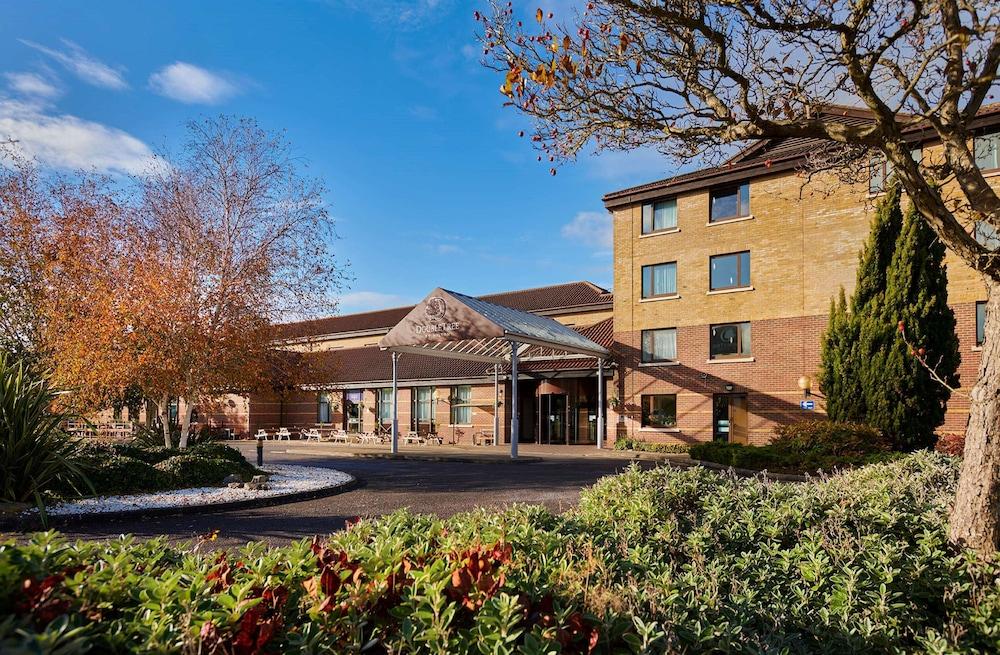 DoubleTree by Hilton Swindon - Featured Image