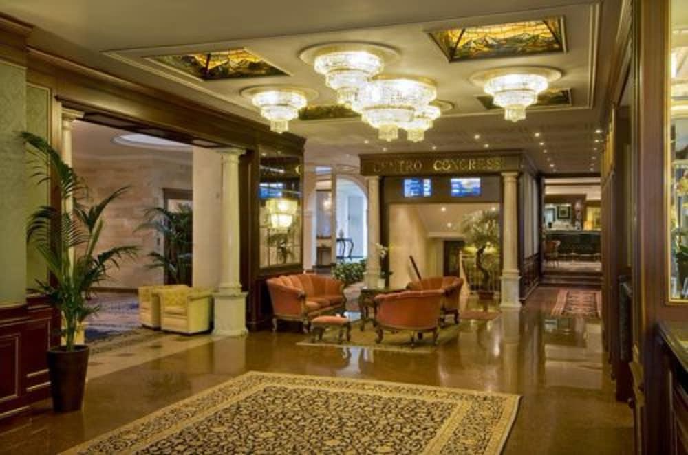 هوتل جراند بريستول - Lobby Lounge
