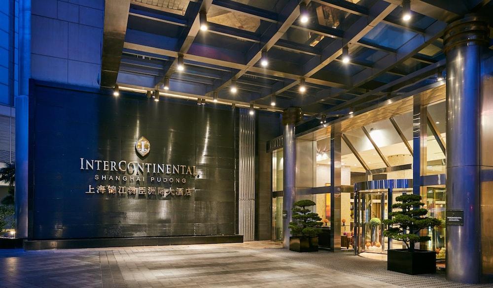 InterContinental Shanghai Pudong Hotel, an IHG Hotel - Featured Image